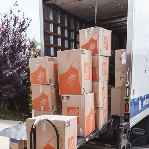 Unloading and reassembling furniture after the move